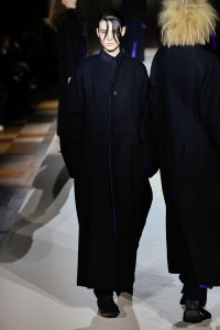 Yohji Yamamoto 2025 Fall Ready-To-Wear Collection at Paris Fashion Week