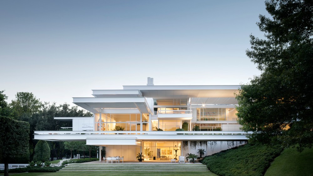 Bass House