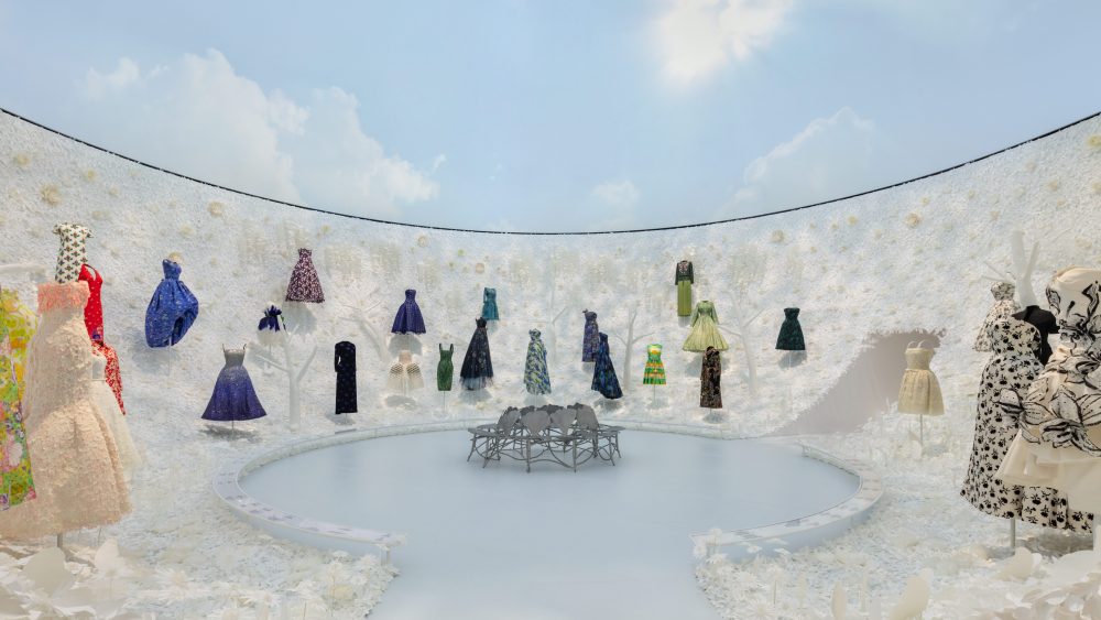 The moon jar garden featuring  “hanji”paper art by HyunJoo Kim inside the exhibition.