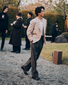 Tomohisa Yamashita street style at Dior Pre-Fall 2025 in Kyoto