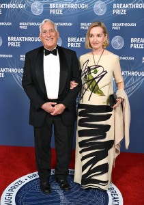 Walter Isaacson, Cathy Isaacson at The 11th Breakthrough Prize Ceremony held at Barker Hanger on April 05, 2025 in Santa Monica, California.