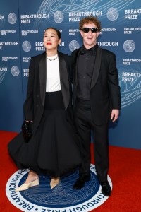 SANTA MONICA, CALIFORNIA - APRIL 05: (L-R) Priscilla Chan and Mark Zuckerberg attend the 11th Breakthrough Prize Ceremony at Barker Hangar on April 05, 2025 in Santa Monica, California. (Photo by Matt Winkelmeyer/FilmMagic)
