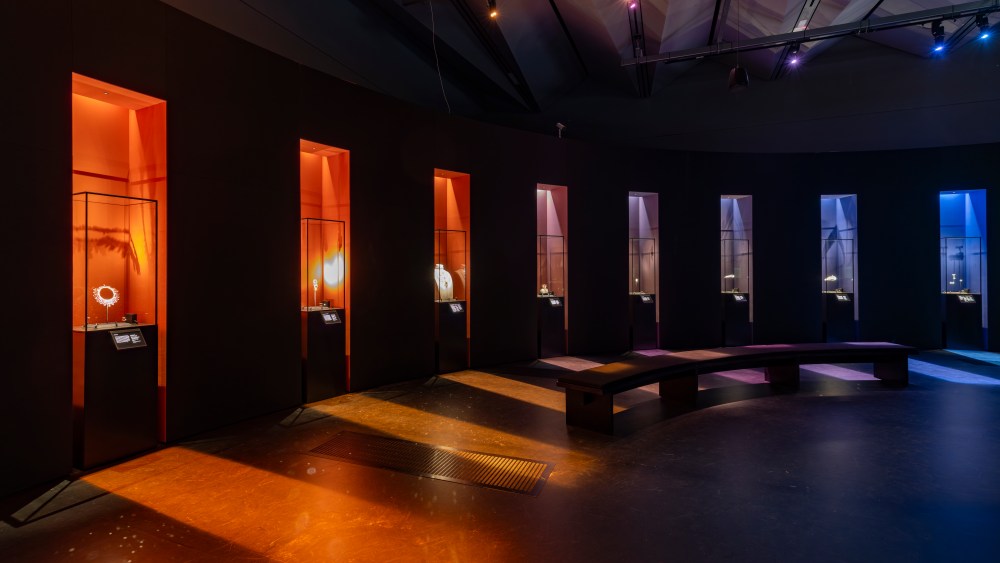 The Cartier exhibition at the V&A.