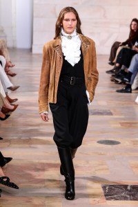 Ralph Lauren Spring 2025 Ready-to-Wear Collection