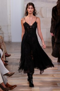 Ralph Lauren Spring 2025 Ready-to-Wear Collection