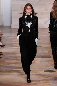 Ralph Lauren Spring 2025 Ready-to-Wear Collection
