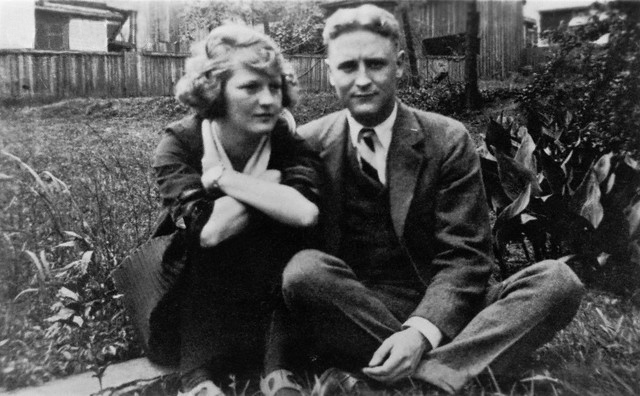 1919, Montgomery, Alabama, USA --- Zelda Sayre and F. Scott Fitzgerald in the Sayre home in Montgomery, Alabama, in 1919. The following year Scott and Zelda would marry. | Location: near Montgomery, Alabama, USA.  --- Image by © Bettmann/CORBIS