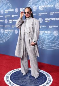Alicia Keys at The 11th Breakthrough Prize Ceremony held at Barker Hanger on April 05, 2025 in Santa Monica, California.