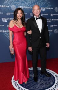 Lauren Sánchez, Jeff Bezos at The 11th Breakthrough Prize Ceremony held at Barker Hanger on April 05, 2025 in Santa Monica, California.