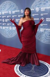 Lizzo at The 11th Breakthrough Prize Ceremony held at Barker Hanger on April 05, 2025 in Santa Monica, California.