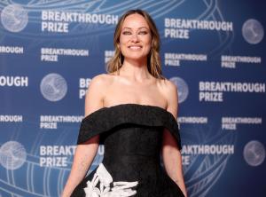 Olivia Wilde at The 11th Breakthrough Prize Ceremony held at Barker Hanger on April 05, 2025 in Santa Monica, California.