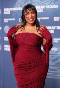 Lizzo at The 11th Breakthrough Prize Ceremony held at Barker Hanger on April 05, 2025 in Santa Monica, California.
