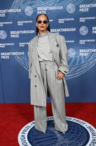 Alicia Keys at The 11th Breakthrough Prize Ceremony held at Barker Hanger on April 05, 2025 in Santa Monica, California.