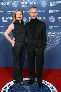 Emma Wall, Jeremy Strong at The 11th Breakthrough Prize Ceremony held at Barker Hanger on April 05, 2025 in Santa Monica, California.