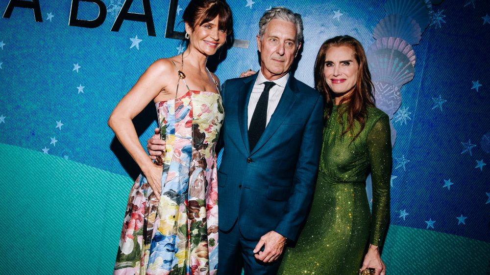 Helena Christensen, David Kratz, and Brooke Shields