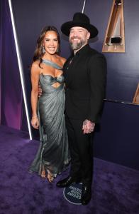 Kendra Scott, Zac Brown at the 2025 American Music Awards held at the Fontainebleau Las Vegas on May 26, 2025 in Las Vegas, Nevada.
