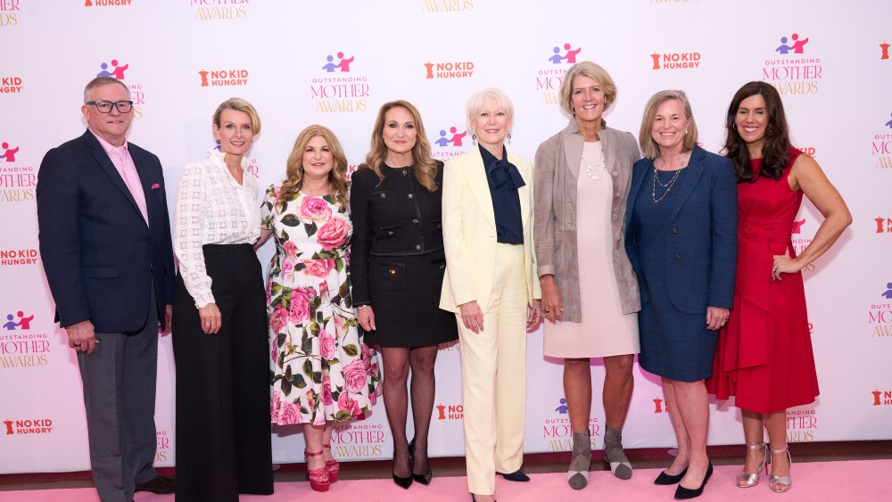 G. Matthew Youngs, Lizanne Kindler, Lori Singer, Kecia Steelman, Joanna Coles, Beth Ford, Jill E. Schurtz and Nance Hastings