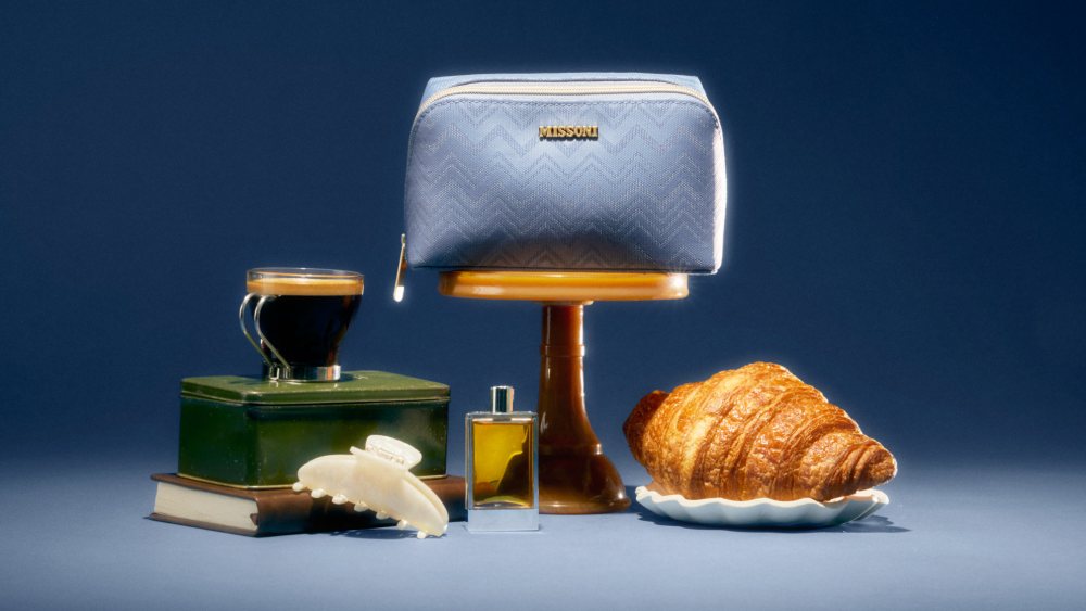 A look at the Missoni amenity kit.