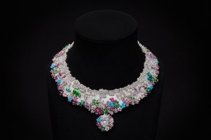 Diorexquis Forêt Nacrée necklace