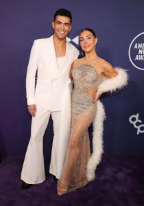 Ezra Sosa, Jenna Johnson at the 2025 American Music Awards held at the Fontainebleau Las Vegas on May 26, 2025 in Las Vegas, Nevada.