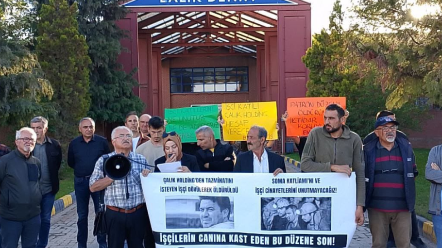 Erol Eğrek protest