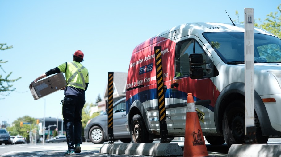 Delivered parcel volumes are down 65 percent from the same time last year, says the courier, which racked up $610 million in pre-tax losses in 2024.
