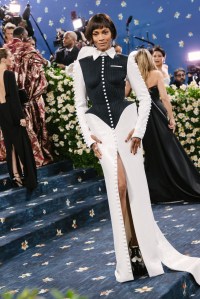 Zoe Saldana at The 2025 Met Gala Celebrating "Superfine: Tailoring Black Style" held at The Metropolitan Museum of Art on May 05, 2025 in New York, New York.