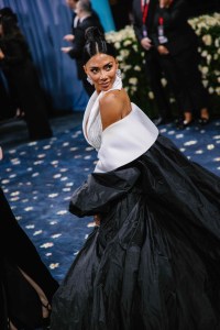 Nicole Scherzinger in Prabal Gurung, Fred Leighton and Kwiat at the 2025 Met Gala'