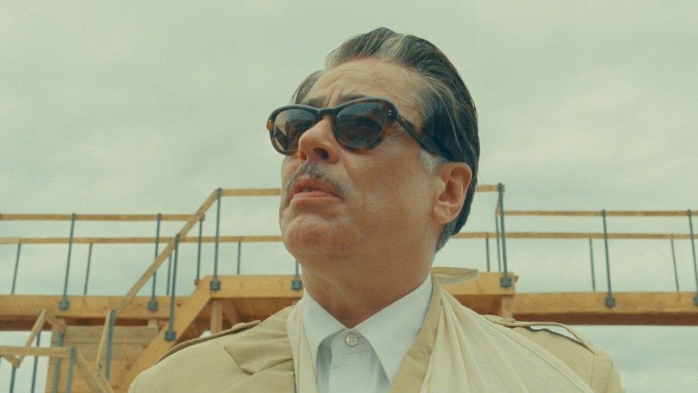Benicio del Toro in 'The Phoenician Scheme.'