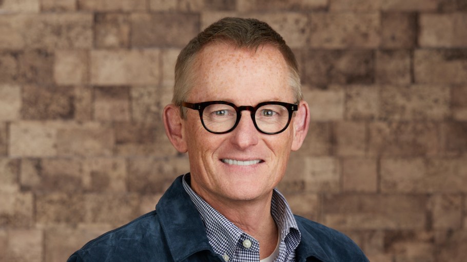 Doug Howe, DSW, CEO, Designer Brands, DBI