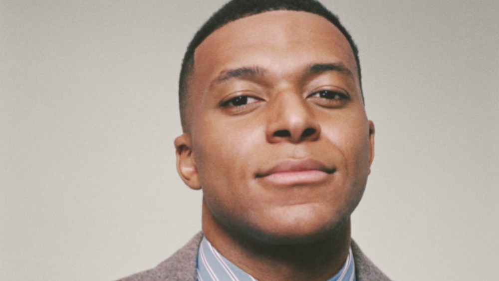 Kylian Mbappé in the teaser for Joanthan Anderson's debut menswear collection for Dior