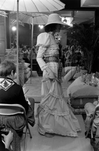 Giorgio di Sant'Angelo Summer 1973 Ready to Wear Collection Runway (Photo by Fairchild Archive/WWD/Penske Media via Getty Images)