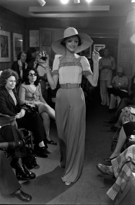 Giorgio di Sant'Angelo Summer 1973 Ready to Wear Collection Runway (Photo by Fairchild Archive/WWD/Penske Media via Getty Images)