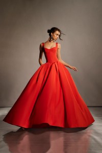 Monique Lhuillier Spring 2026 Ready-To-Wear Collection