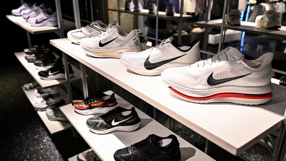Nike shoes, Nike sneakers