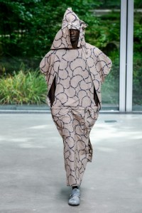 Issey Miyake Spring 2026 Ready-to-Wear Collection at Paris Fashion Week