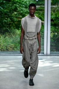 Issey Miyake Spring 2026 Ready-to-Wear Collection at Paris Fashion Week