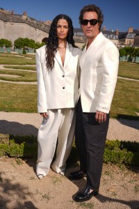 Camilla Alves, Matthew McConaughey