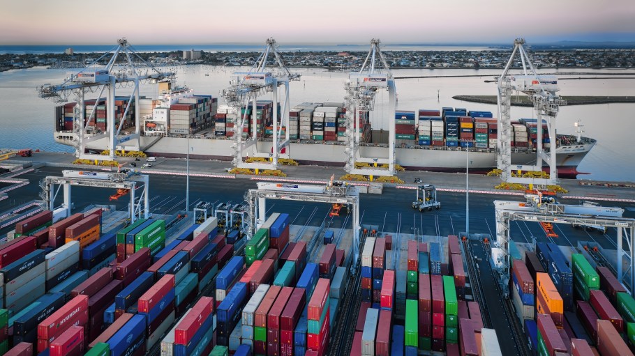 The simulator is built to enable dynamic scenario planning and cost forecasting as importers explore alternative trade lanes, manufacturing options and import timelines.