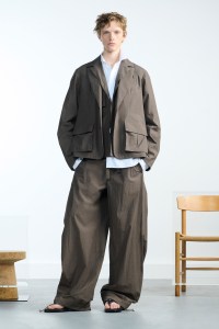 Sacai Men's Spring 2026 Ready-to-Wear Collection at Paris Men's Fashion Week