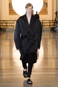 Songzio Spring 2026 Ready-to-Wear Collection at Paris Men's Fasion Week