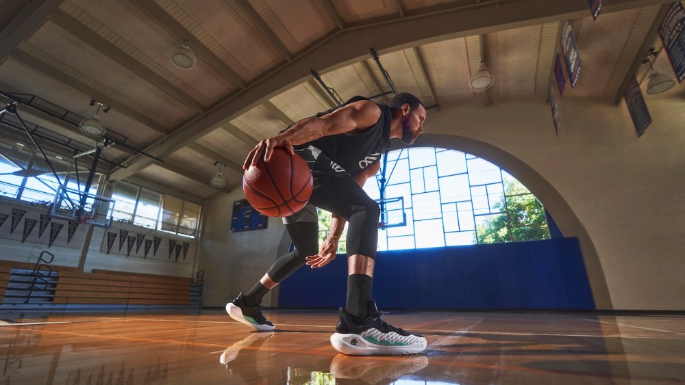 Steph Curry Under Armour basketball player