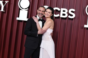 Javier Muñoz and Phillipa Soo