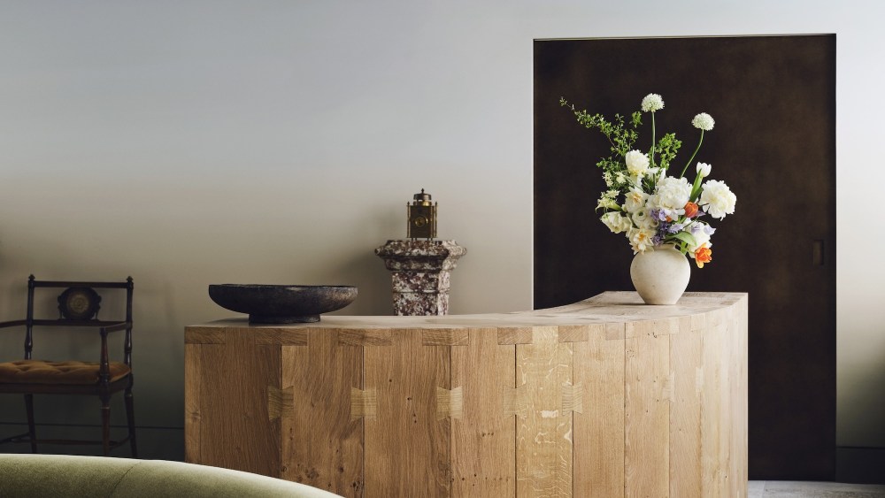Le Salon Nimette offers vintage indie Japanese designers in a private setting.