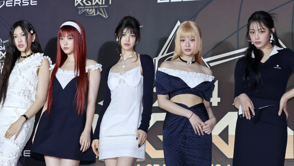 The Korean 2-in-1 haircut trend is inspired by K-pop stars such as Hanni in New Jeans.