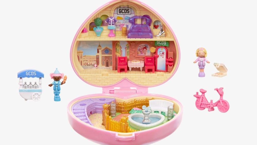 The Polly Pocket x GCDS toy.