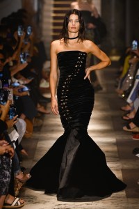 Elie Saab Fall 2025 Couture at Couture Fashion Week