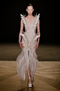 Iris Van Herpen Fall 2025 Couture at Paris Couture Week