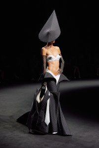 Robert Wun Fall 2025 Couture at Couture Fashion Week