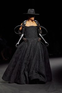 Robert Wun Fall 2025 Couture at Couture Fashion Week